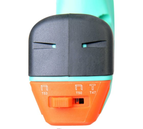 Степлер аккумуляторный Sturm 3,6В,1,5Ач тип 53 USB Type C,набор скоб, б/ЗУ CET1201